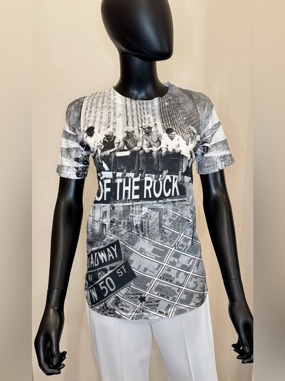 Top of the Rock NYC all-over graphic t-shirt size M